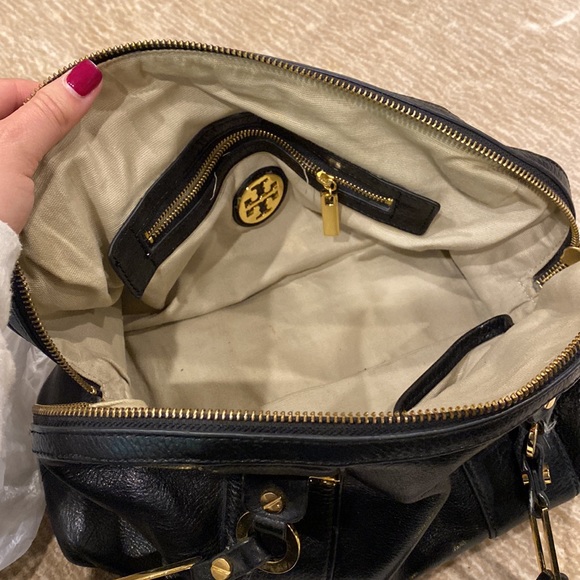 Tory Burch Shoulder Bag - Picture 6 of 7
